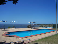 Stansbury Holiday Motel - Tourism Cairns