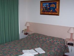Rainbow Motel - Tourism Cairns