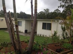 Australian Motor Homes Tourist Park - Tourism Cairns